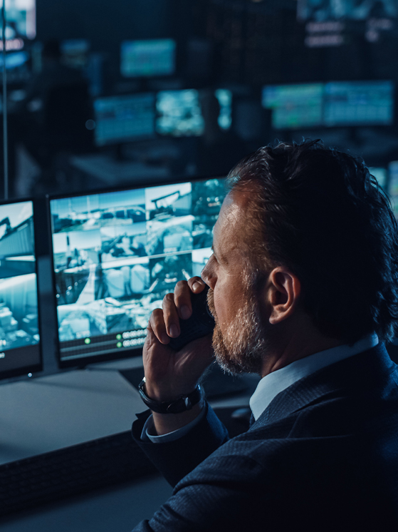full-width-section-img-monitoring-agent-construction